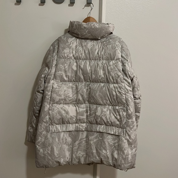 Lululemon Down Jacket in Maple Metamorphosis Light Natural Multi Size 8 - Picture 12 of 14